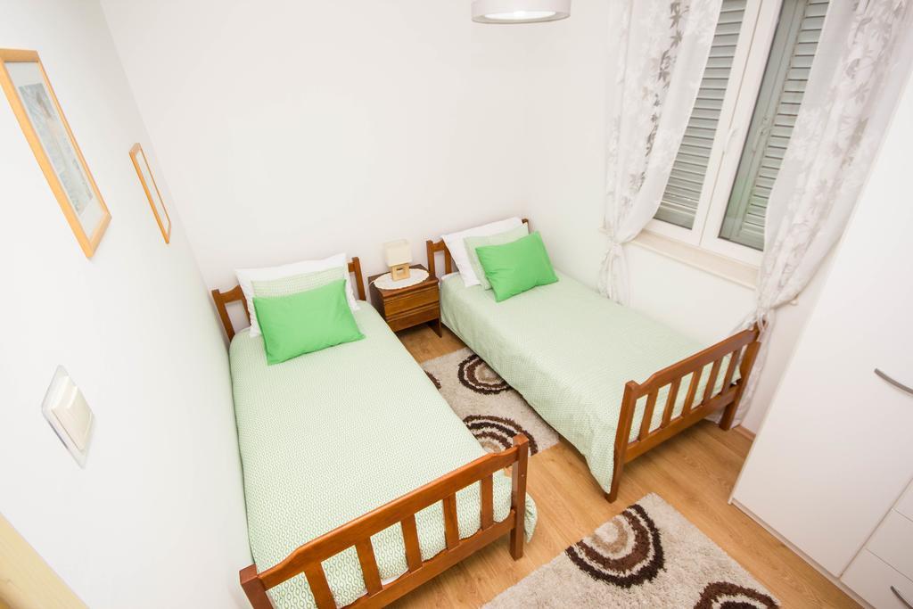 Apartments Maria Τρογκίρ Εξωτερικό φωτογραφία