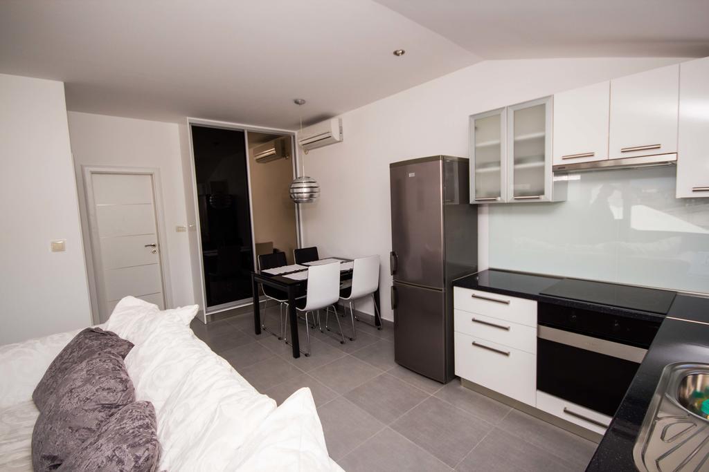 Apartments Maria Τρογκίρ Εξωτερικό φωτογραφία