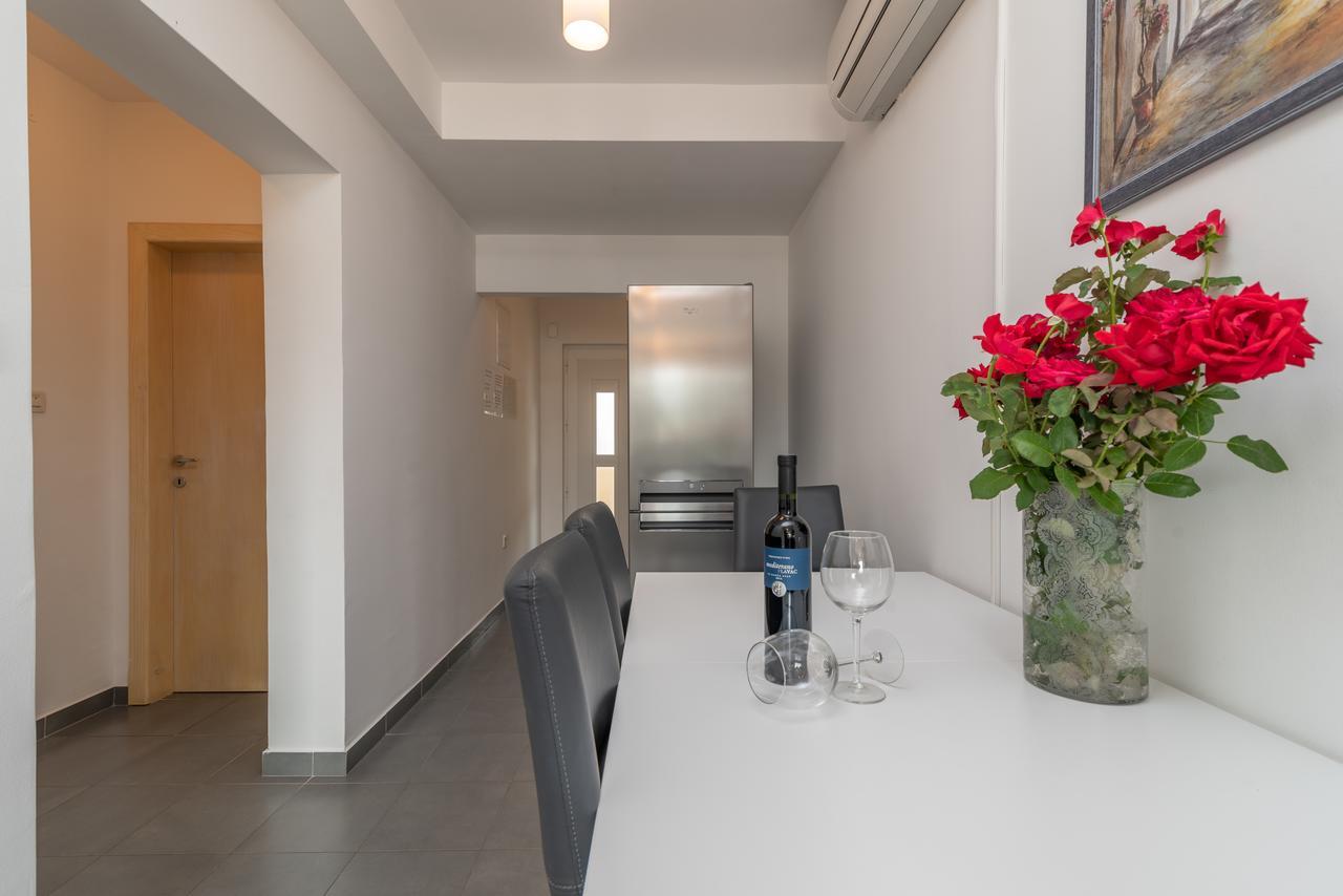 Apartments Maria Τρογκίρ Εξωτερικό φωτογραφία